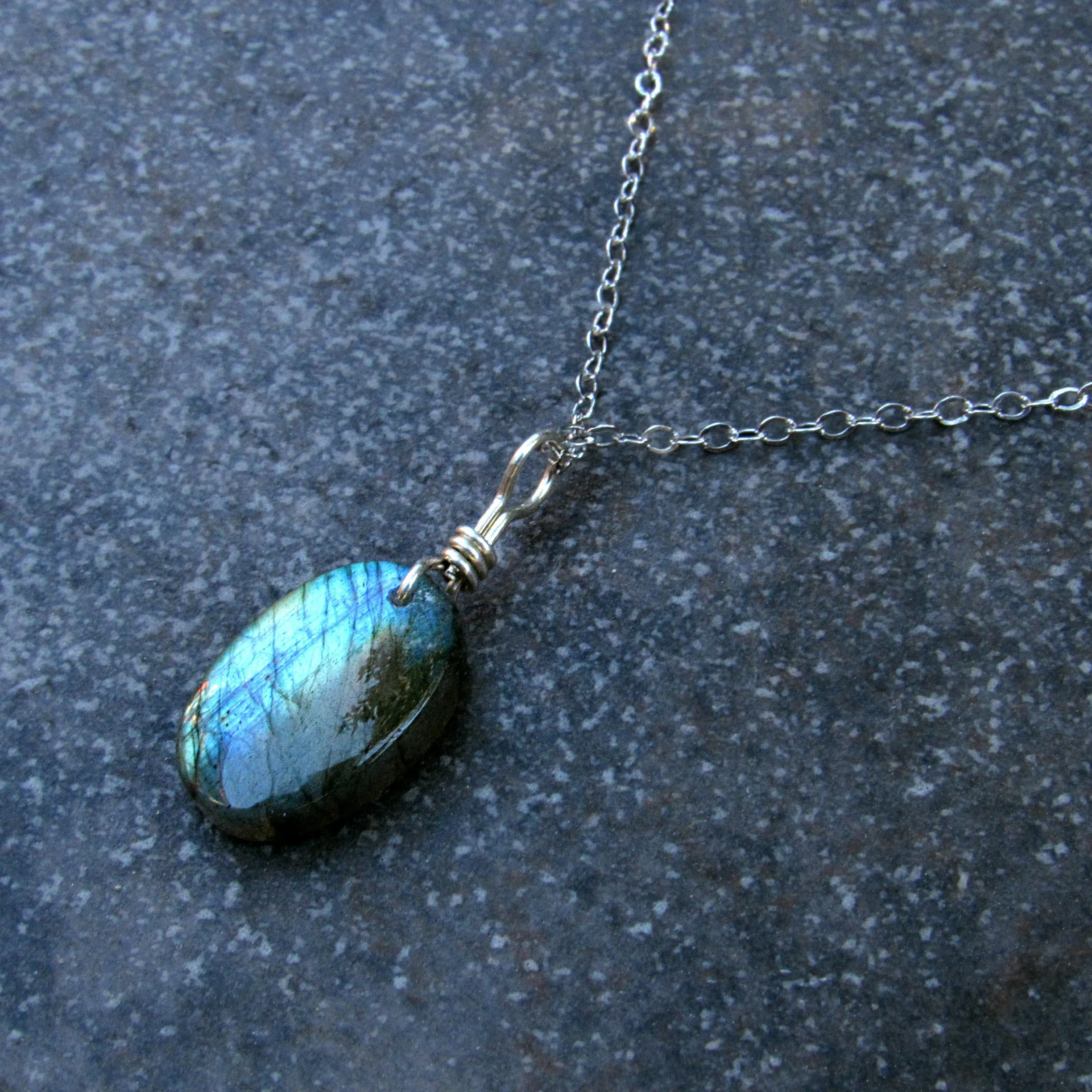 Labradorite Gemstone pendant on Sterling Silver Chain