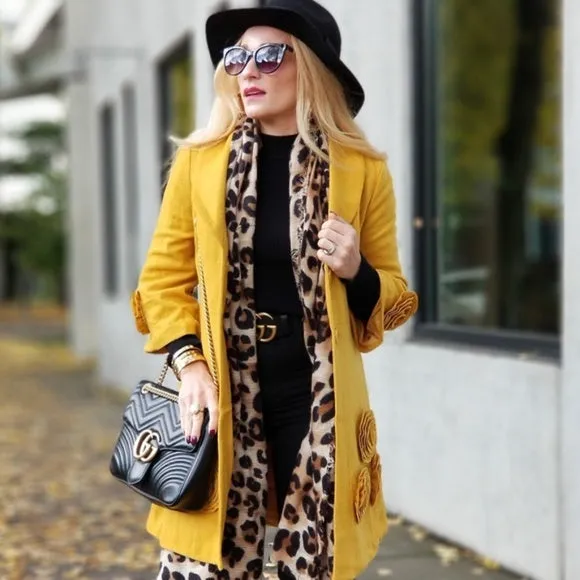 MOONLIGHT Mustard Coat