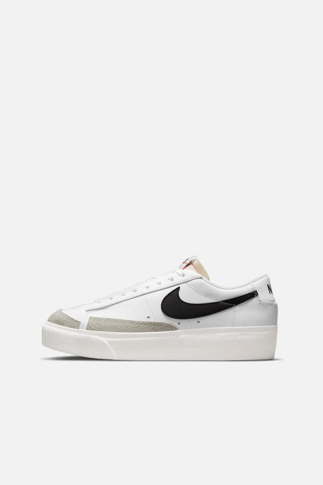 Nike Blazer Low Platform - White/black-sail-team Orange