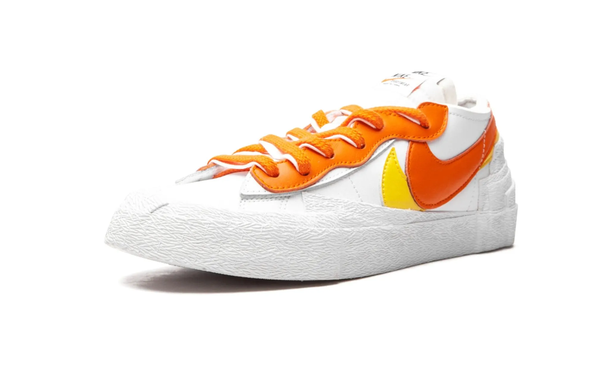 Nike Blazer Low sacai White Magma Orange